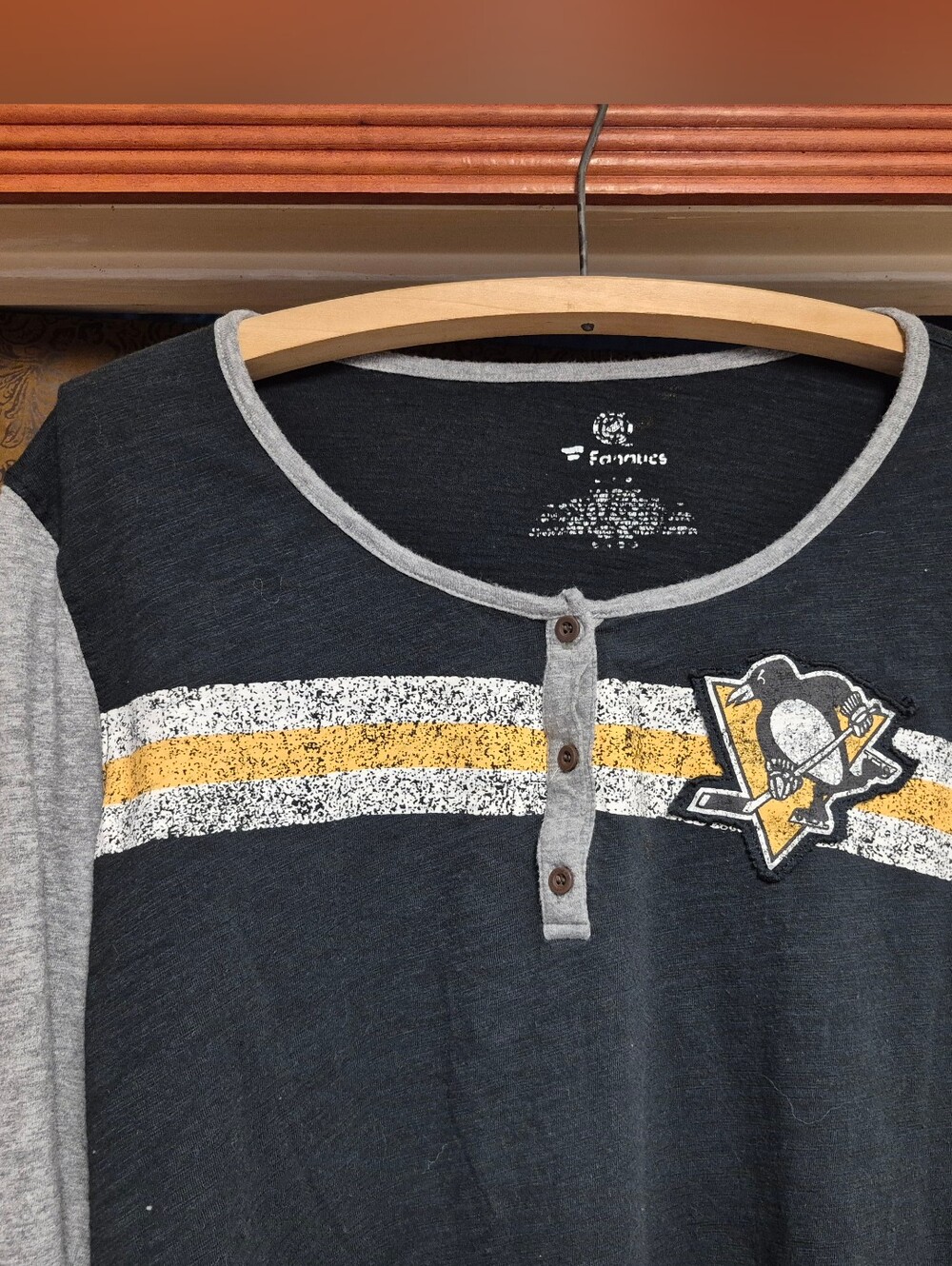 Women's Pittsburgh Penguins Black & Gold Henley